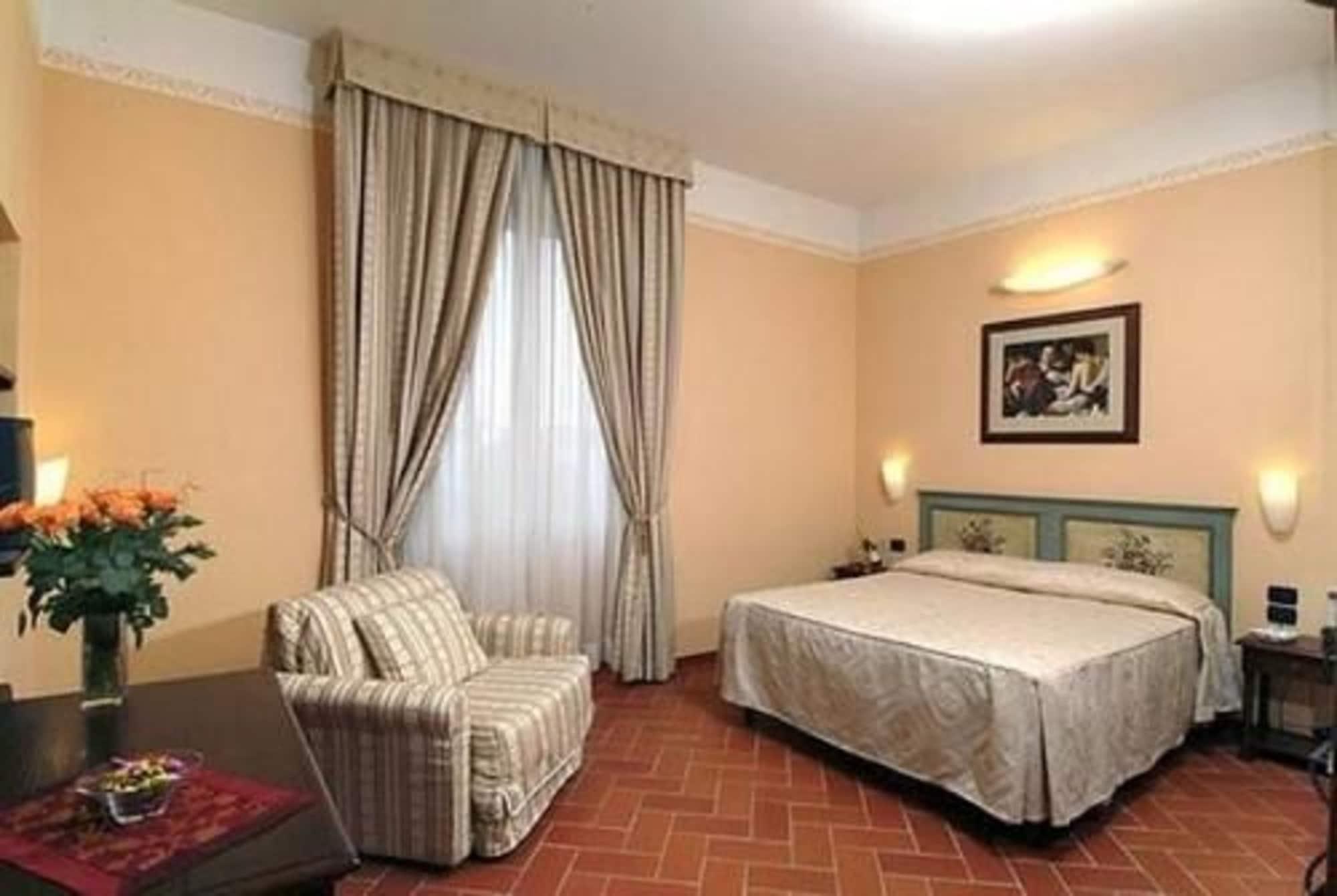 Hotel Caravaggio Firenze Esterno foto
