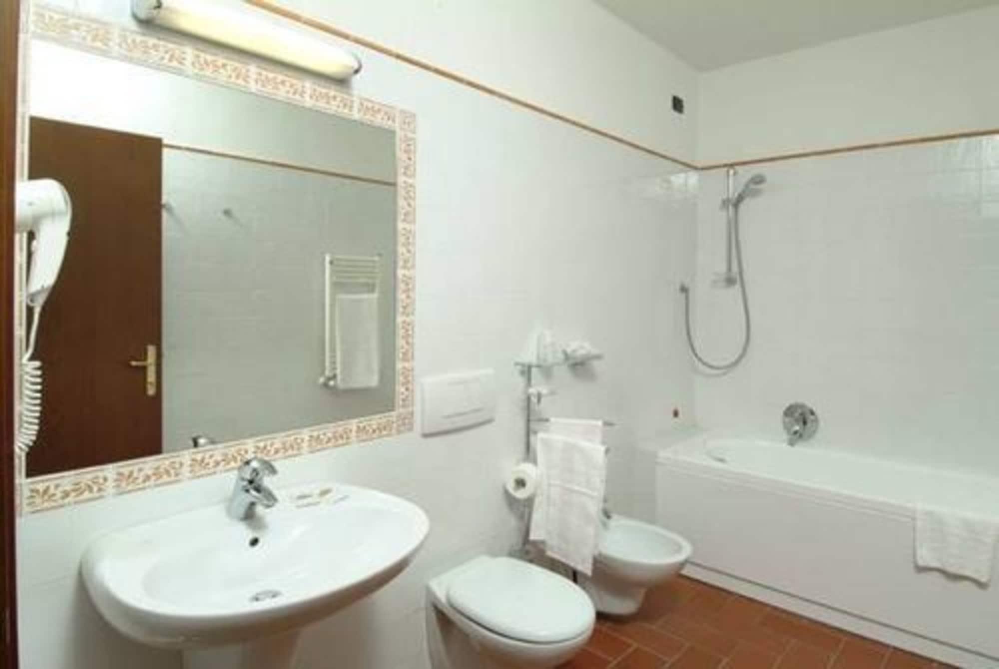 Hotel Caravaggio Firenze Esterno foto
